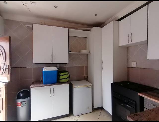3 BEDROOM FREESTANDING SOLD IN RANDLESPARK
